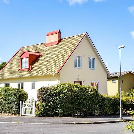 Egen Ovanvaning I Charmig Villa Naera Havet Ystad Exterior photo