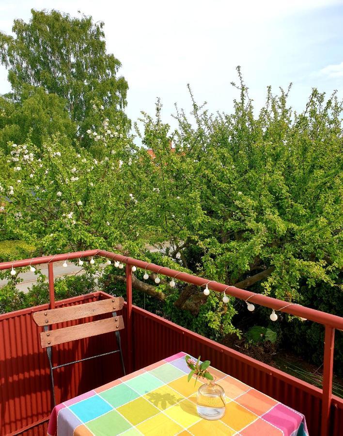 Egen Ovanvaning I Charmig Villa Naera Havet Ystad Exterior photo